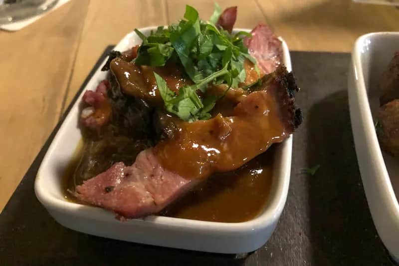 Co zjeść w Berlinie? Najlepsze potrawy i lokalne specjały, które musisz spróbować