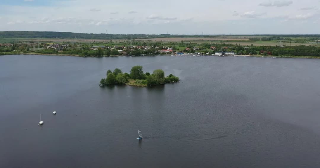 Jezioro Pątnowskie: ukryte skarby i atrakcje, które musisz poznać